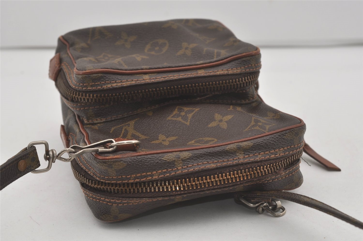 Authentic Louis Vuitton Monogram Amazone Shoulder Cross Bag Old Model Junk 7489I