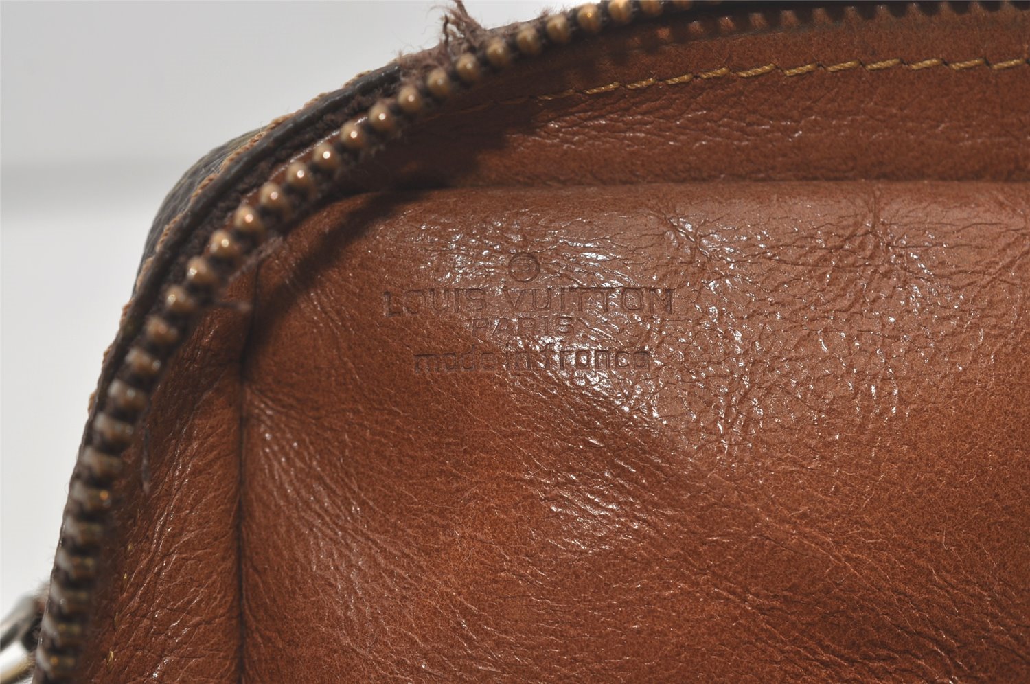 Authentic Louis Vuitton Monogram Amazone Shoulder Cross Bag Old Model Junk 7489I