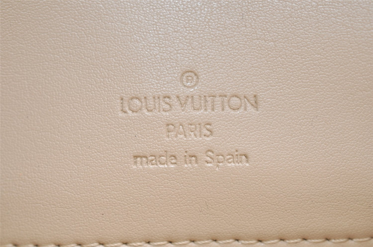 Authentic Louis Vuitton Vernis Houston Shoulder Hand Bag Beige M91004 LV 7491I