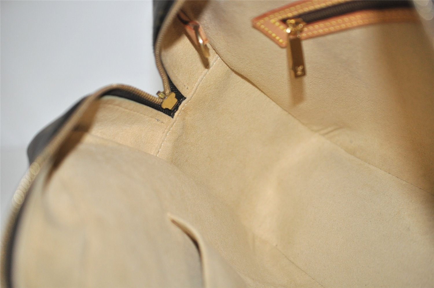 Authentic Louis Vuitton Monogram Cite GM Shoulder Bag M51181 LV 7507I