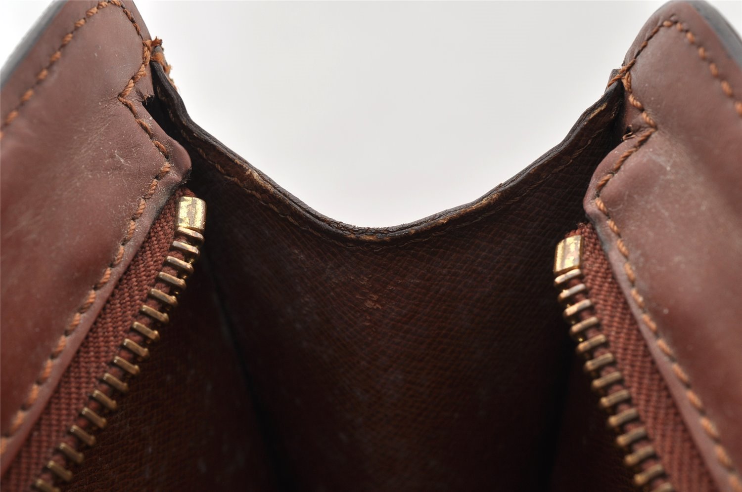 Authentic Louis Vuitton Monogram Pochette Homme Clutch Hand Bag M51795 LV 7516I