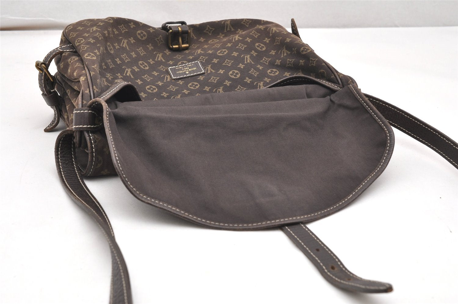 Auth Louis Vuitton Monogram Mini Lin Saumur 30 Shoulder Bag M95227 Brown 7516K