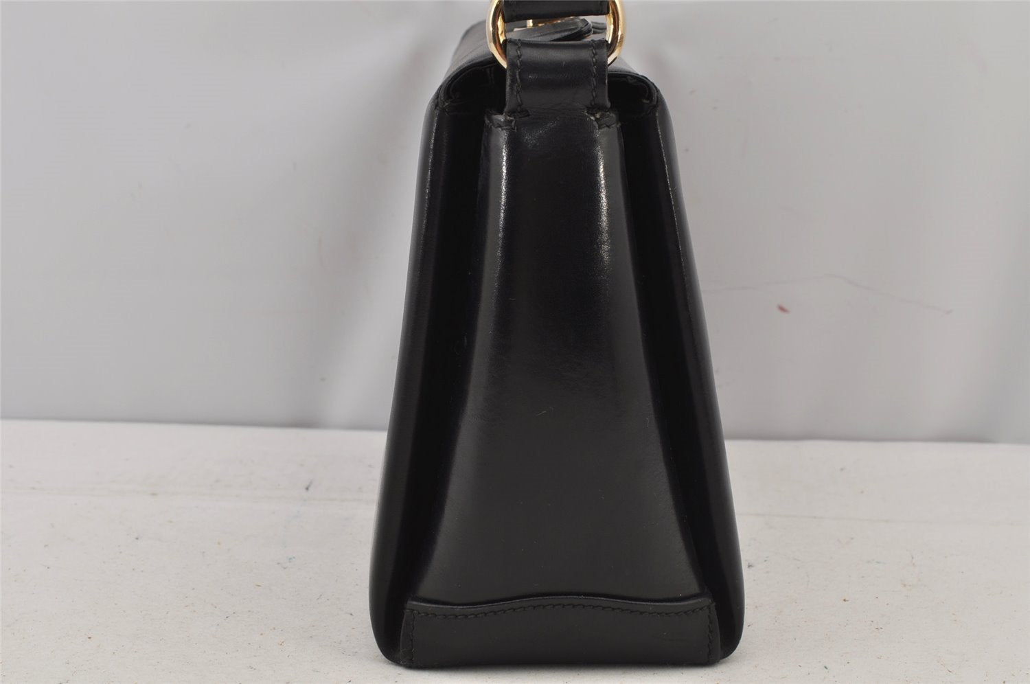 Authentic GUCCI Vintage Shoulder Hand Bag Purse Leather Black 7524J