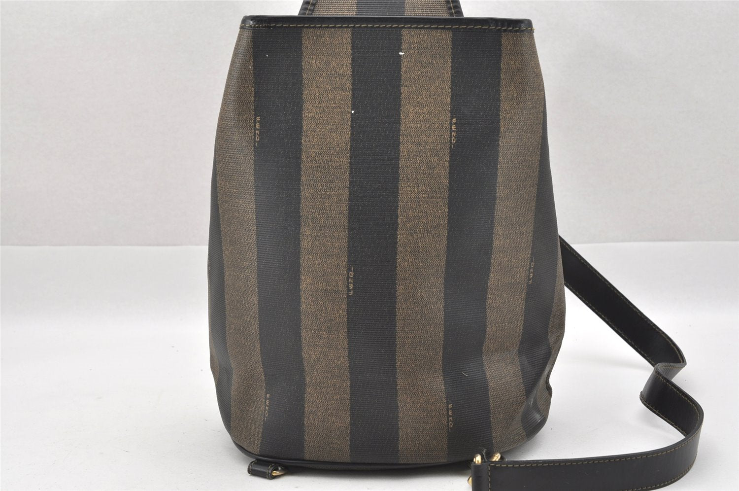 Authentic FENDI Pequin Shoulder Cross Body Bag PVC Leather Brown Black 7525I