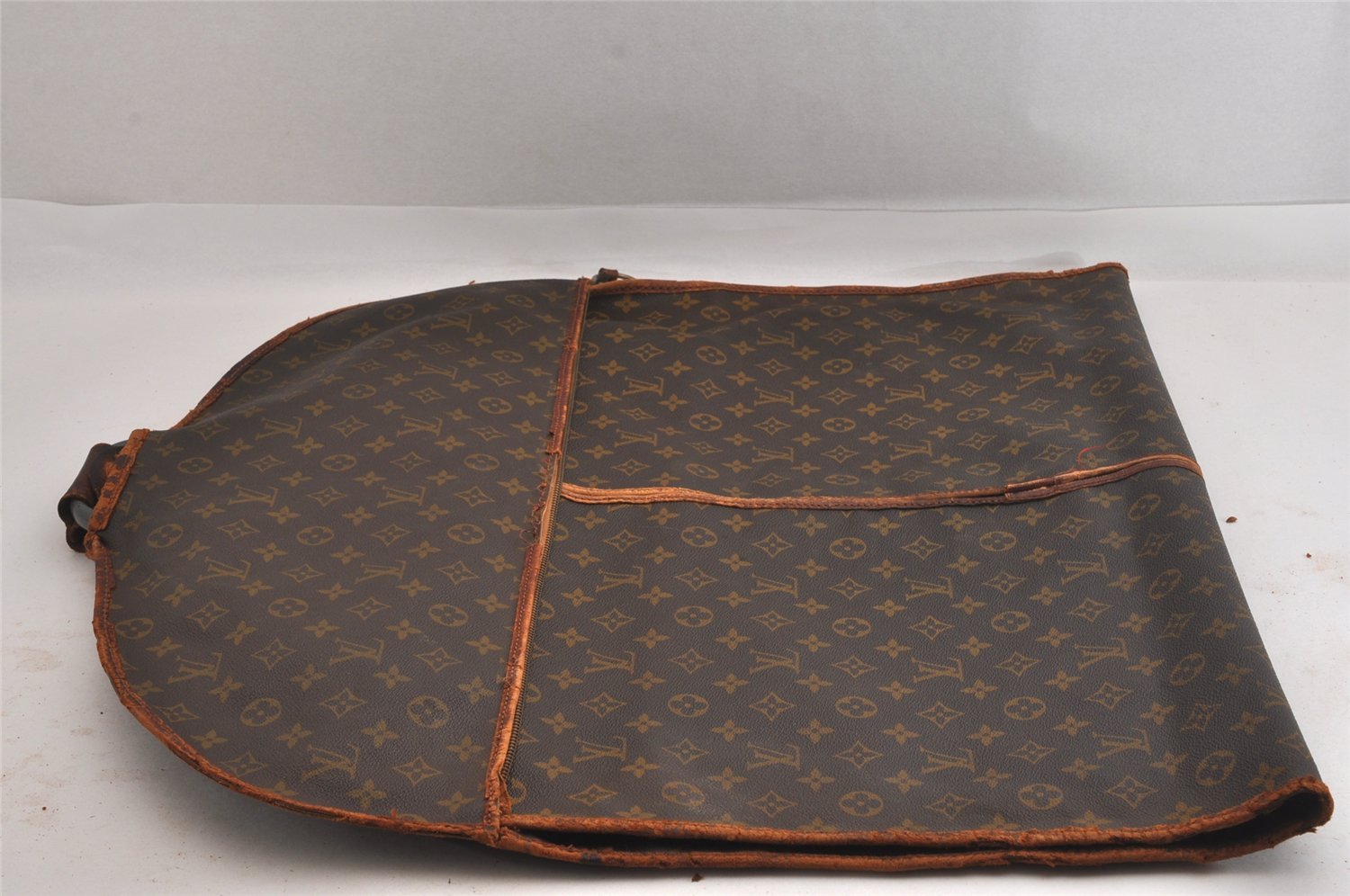 Authentic Louis Vuitton Monogram Garment Cover Old Model LV 7525M