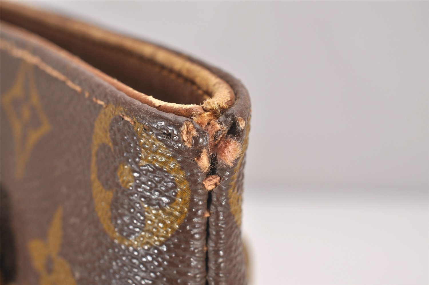 Authentic Louis Vuitton Monogram Bucket PM Shoulder Tote Bag USA Model LV 7529I