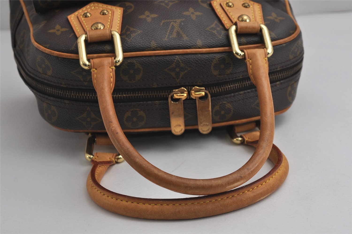Authentic Louis Vuitton Monogram Manhattan PM Hand Bag Purse M40026 LV 7533J