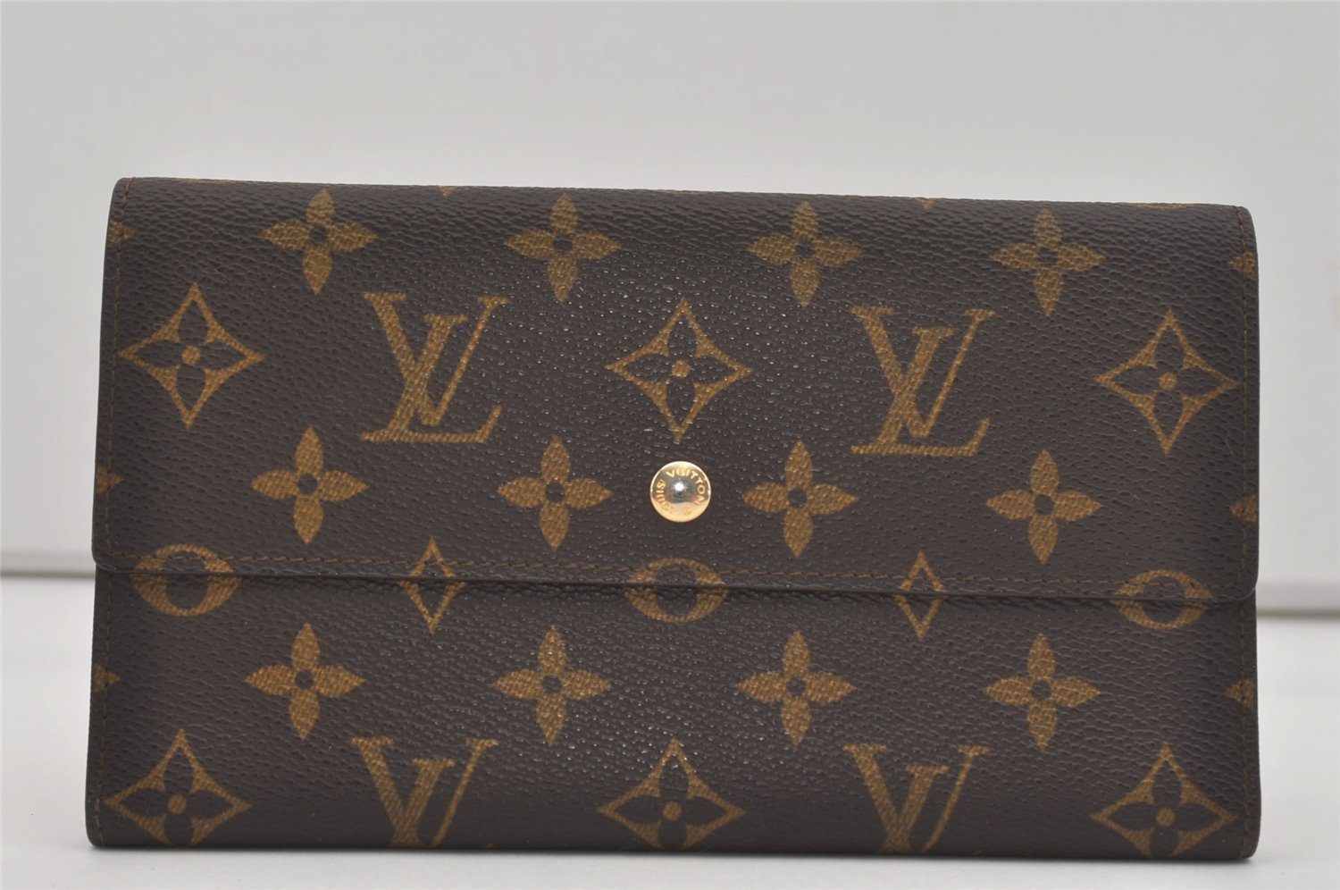 Authentic Louis Vuitton Monogram Porte Tresor International M61215 Wallet 7540I