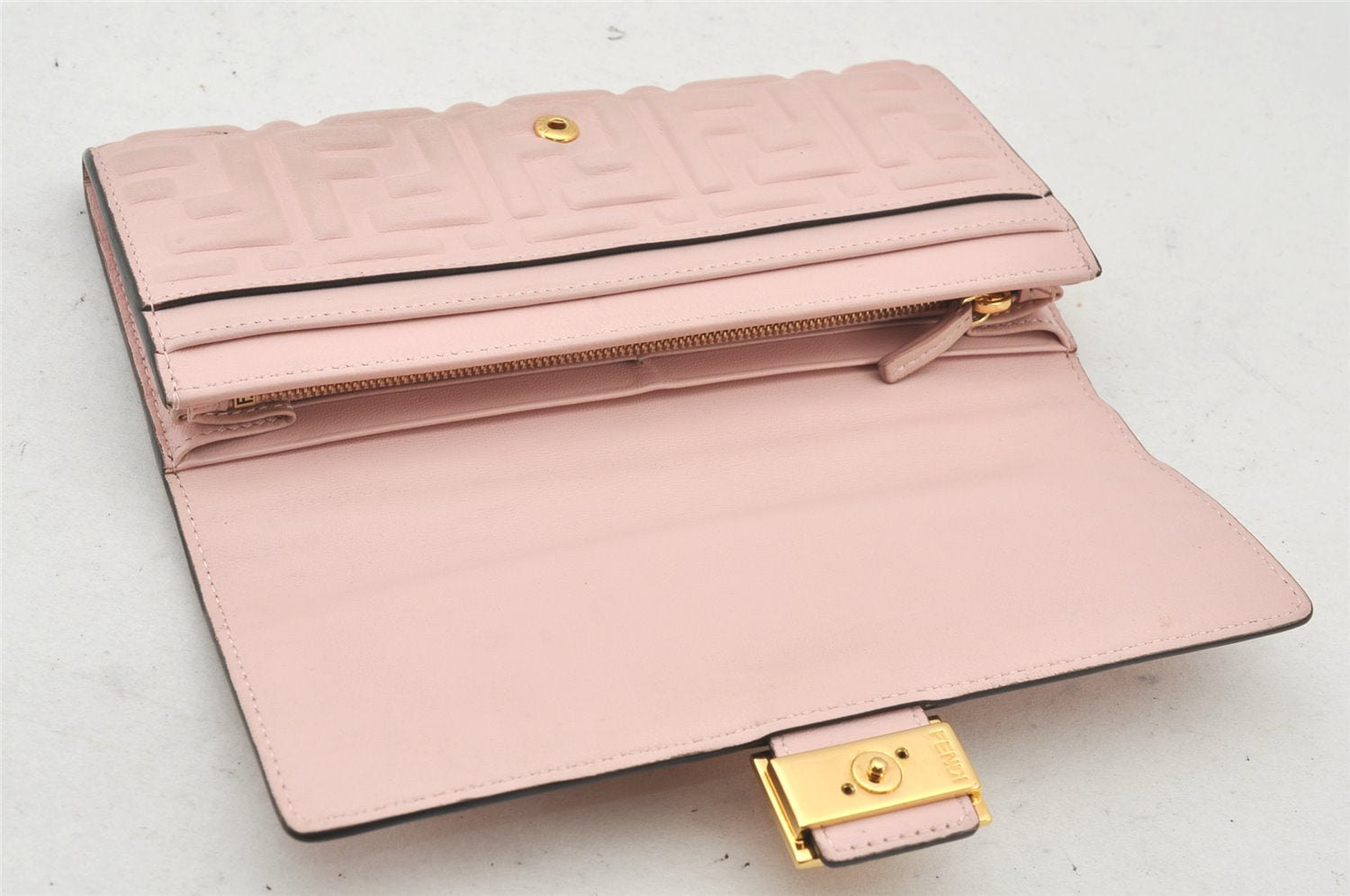 Authentic FENDI Zucca Mamma Baguette Long Wallet Purse Leather Light Pink 7544K