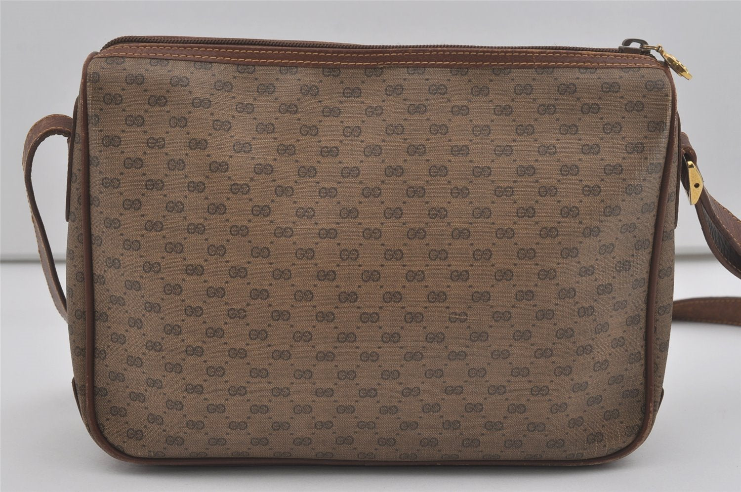 Authentic GUCCI Micro GG PVC Leather Shoulder Cross Body Bag Brown Junk 7546I