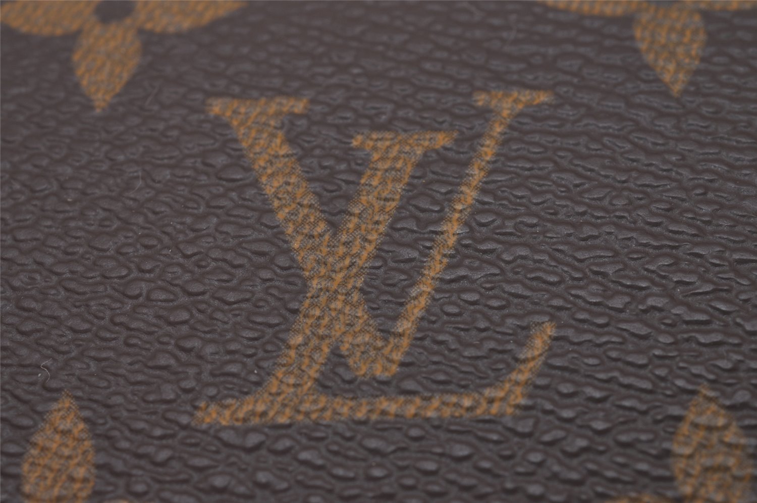 Authentic Louis Vuitton Monogram Porte Tresor International M61215 Wallet 7552I