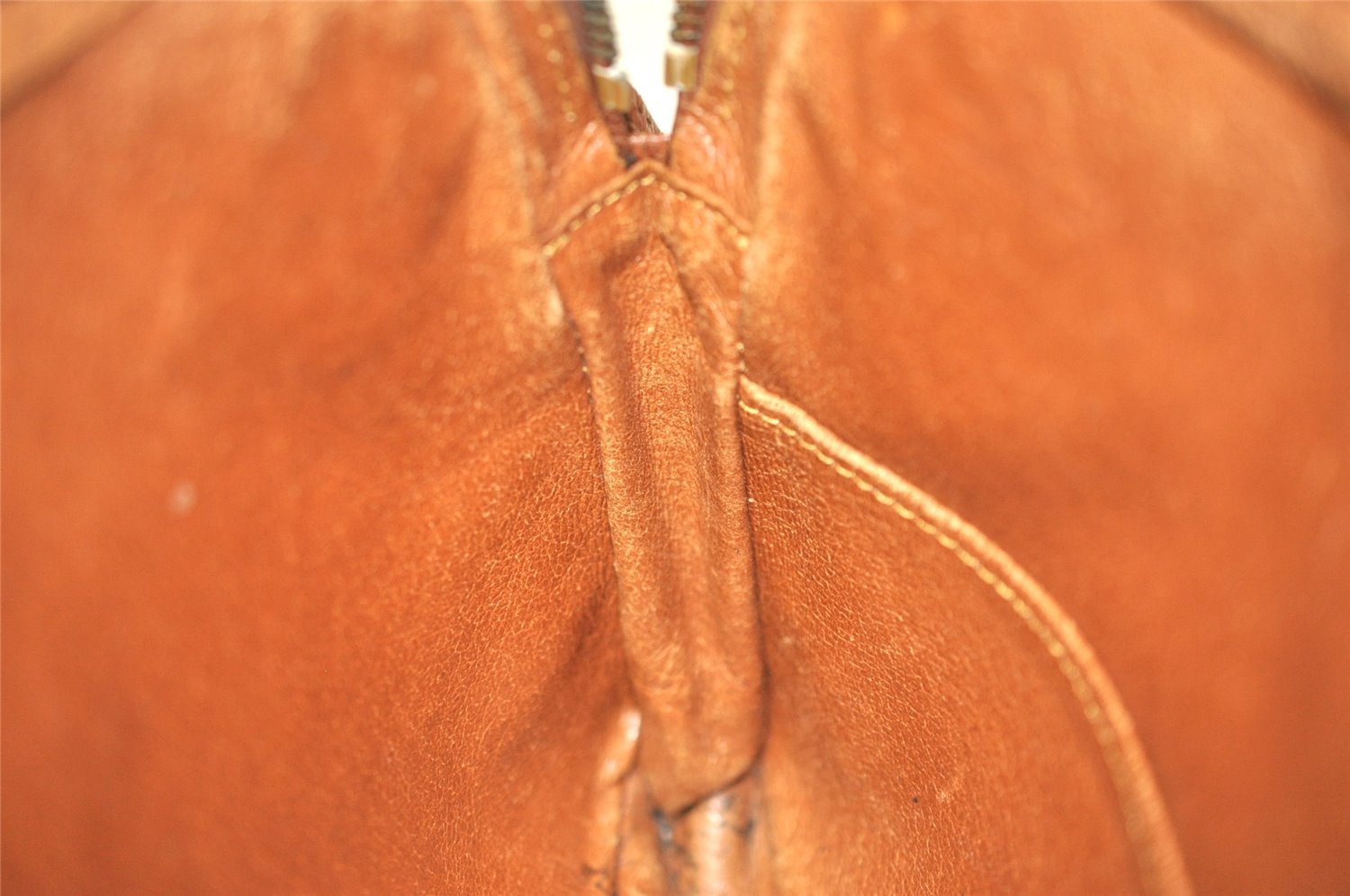 Authentic Louis Vuitton Monogram Pochette Sport Clutch Hand Bag Old Model 7556I