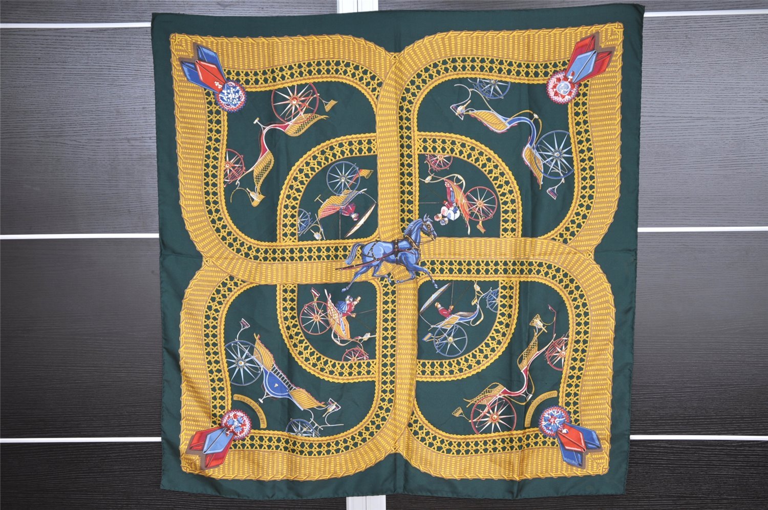 Authentic HERMES Carre 90 Scarf 