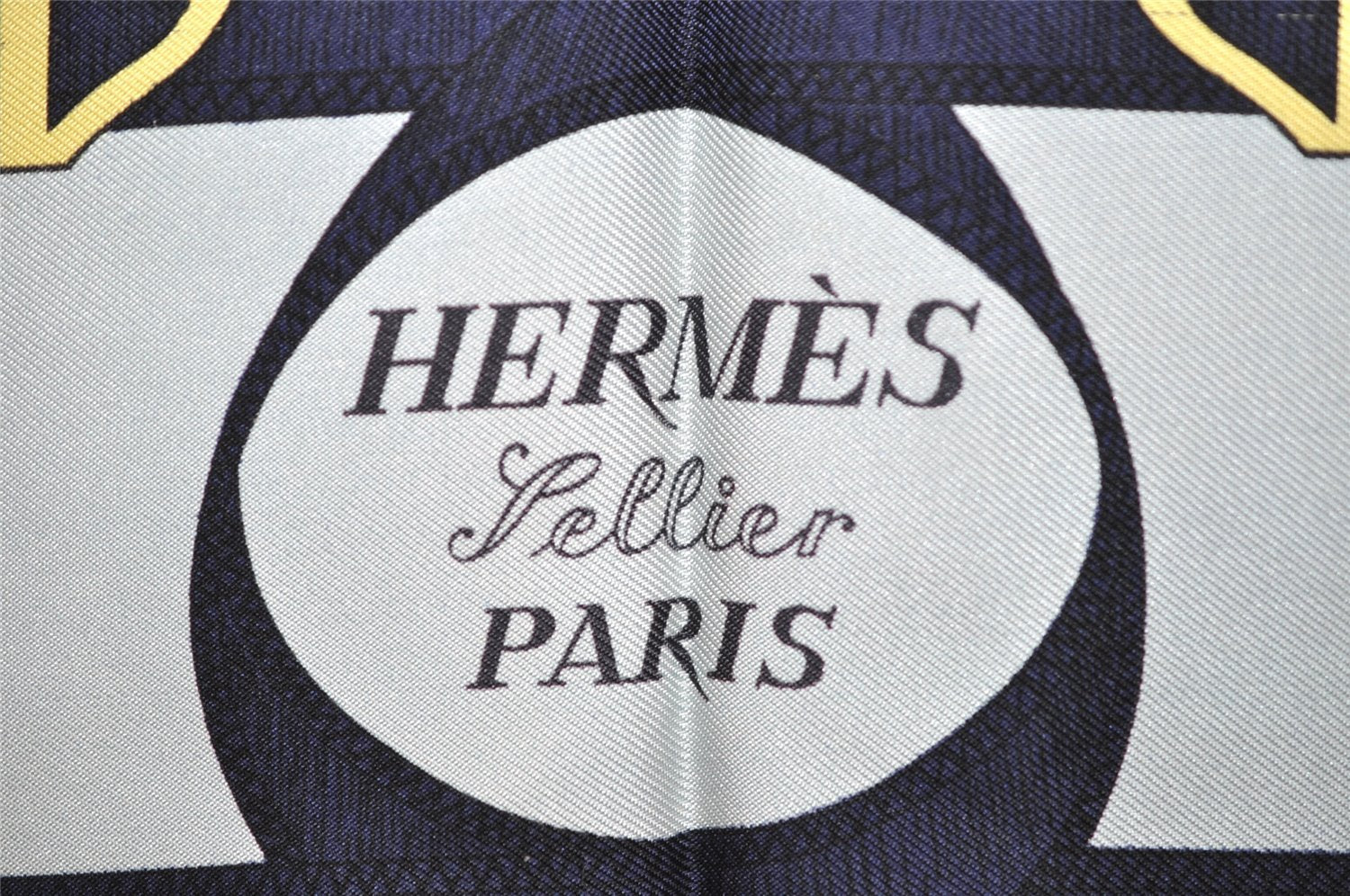 Authentic HERMES Carre 90 Scarf 