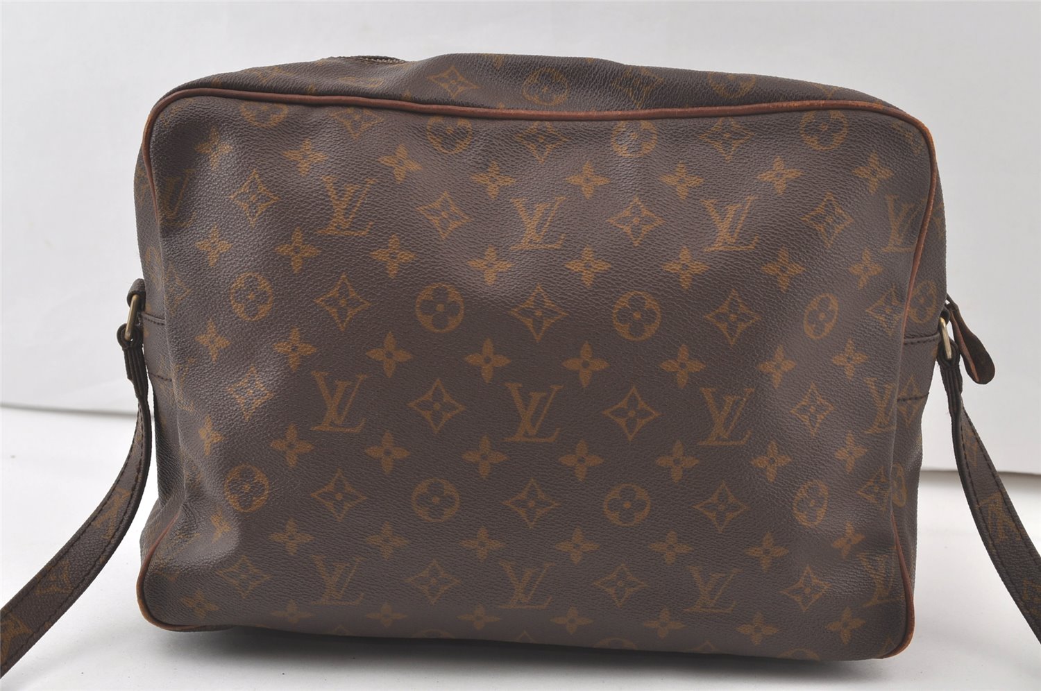 Authentic Louis Vuitton Monogram Nile 34 Shoulder Cross Body Bag Old Model 7563K