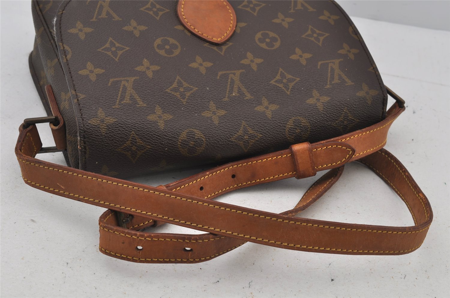 Authentic Louis Vuitton Monogram Saint Cloud GM M51242 Shoulder Cross Bag 7575J