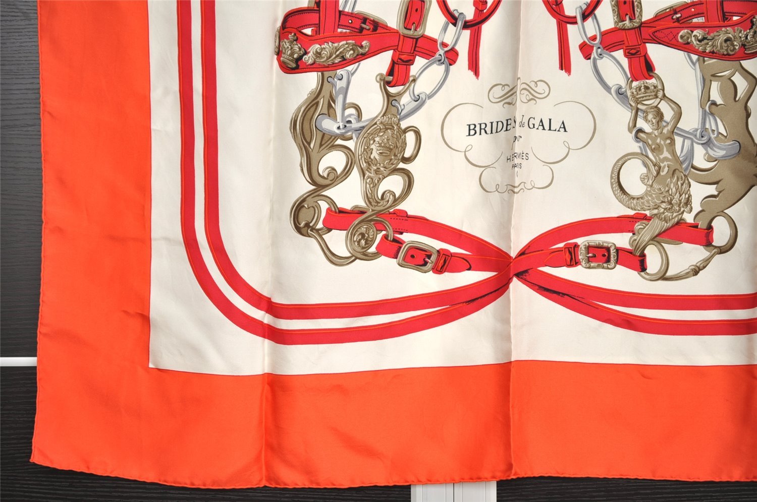 Authentic HERMES Carre 90 Scarf 