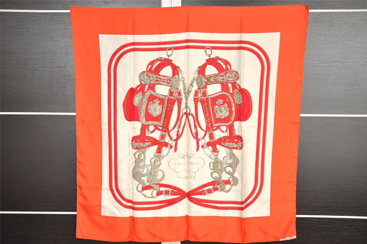 Authentic HERMES Carre 90 Scarf 