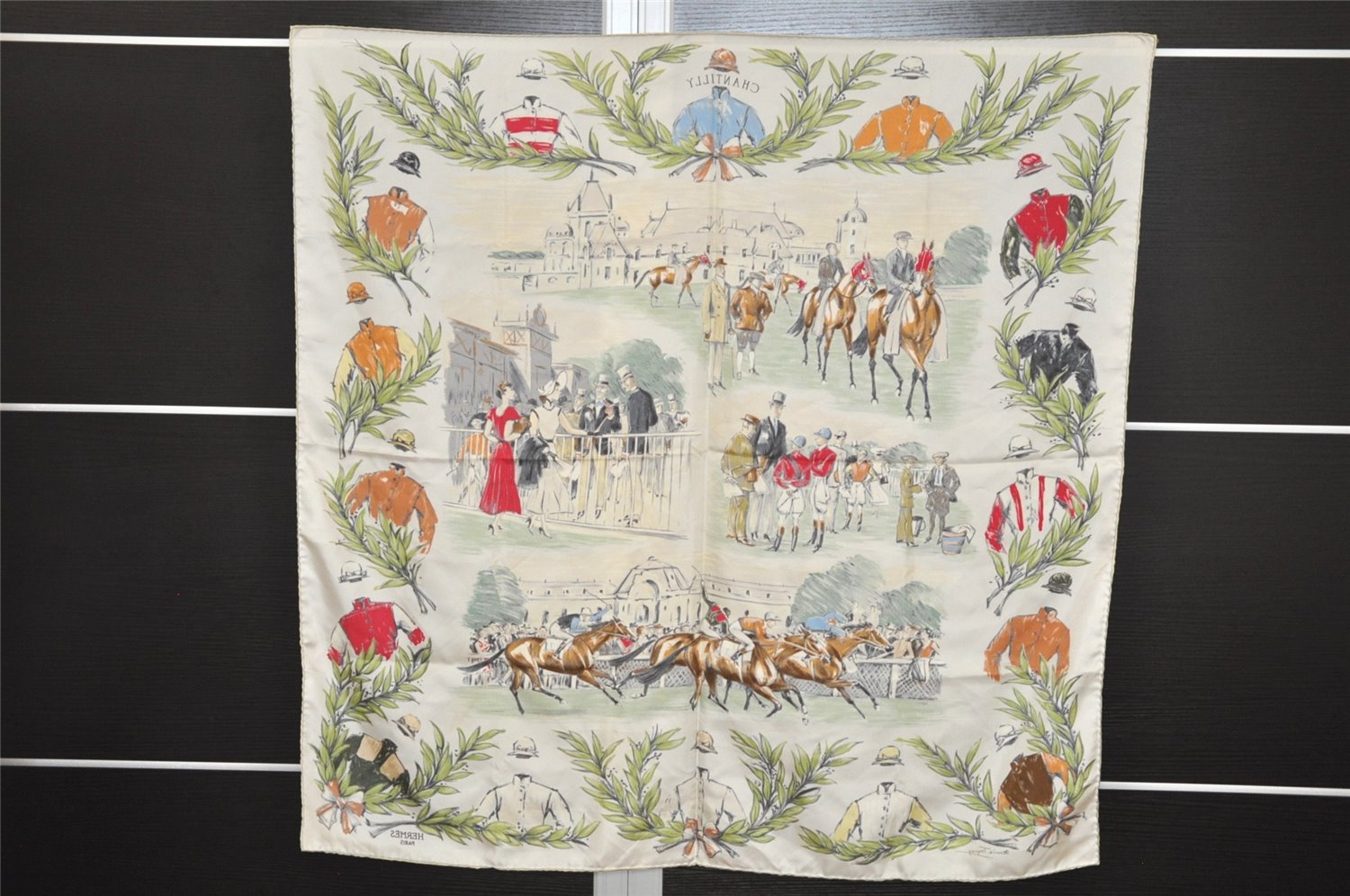 Authentic HERMES Carre 90 Scarf 