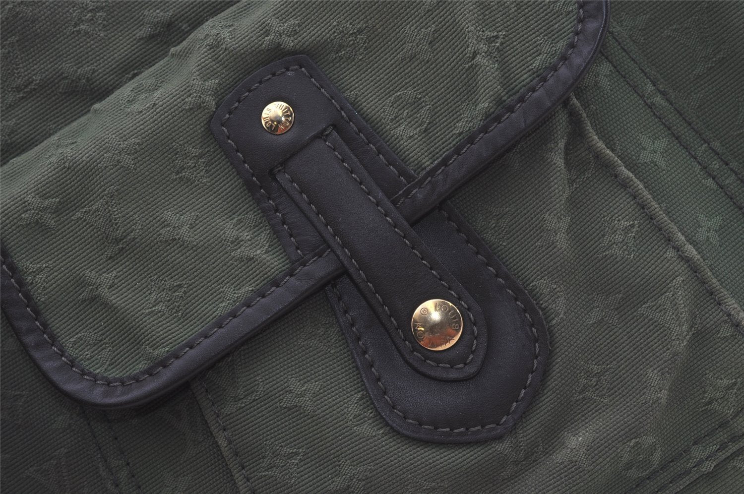 Authentic Louis Vuitton Monogram Mini Besace Mary Kate Shoulder Bag Green 7584I