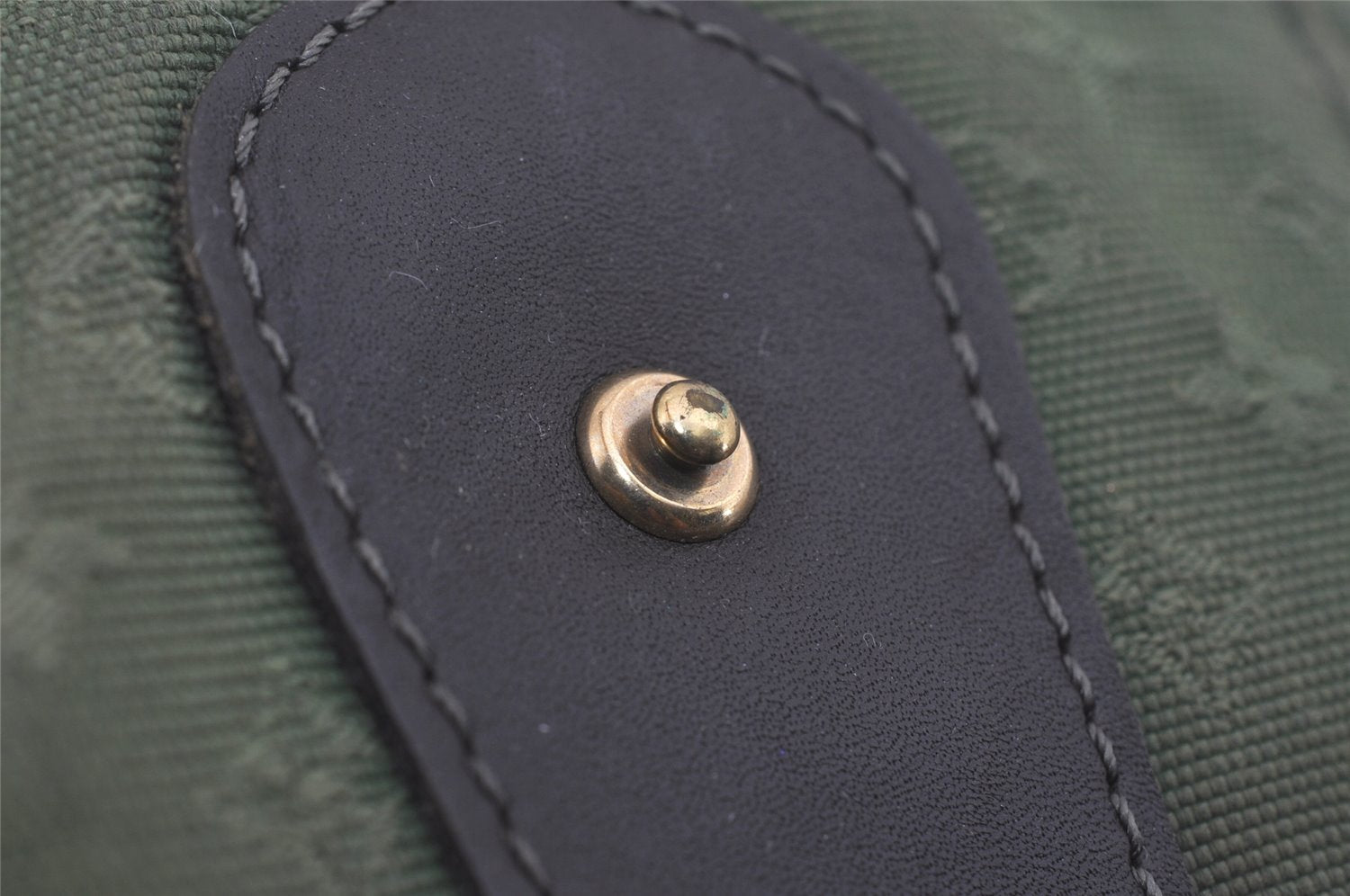 Authentic Louis Vuitton Monogram Mini Besace Mary Kate Shoulder Bag Green 7584I