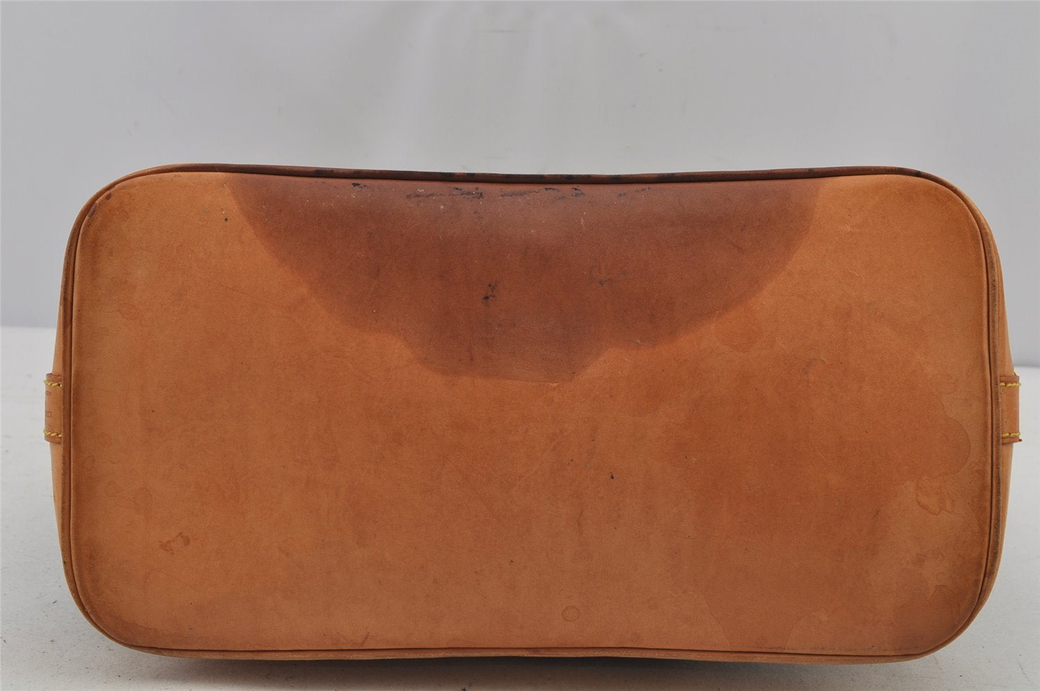 Authentic Louis Vuitton Monogram Alma Hand Bag Purse M51130 LV 7596J