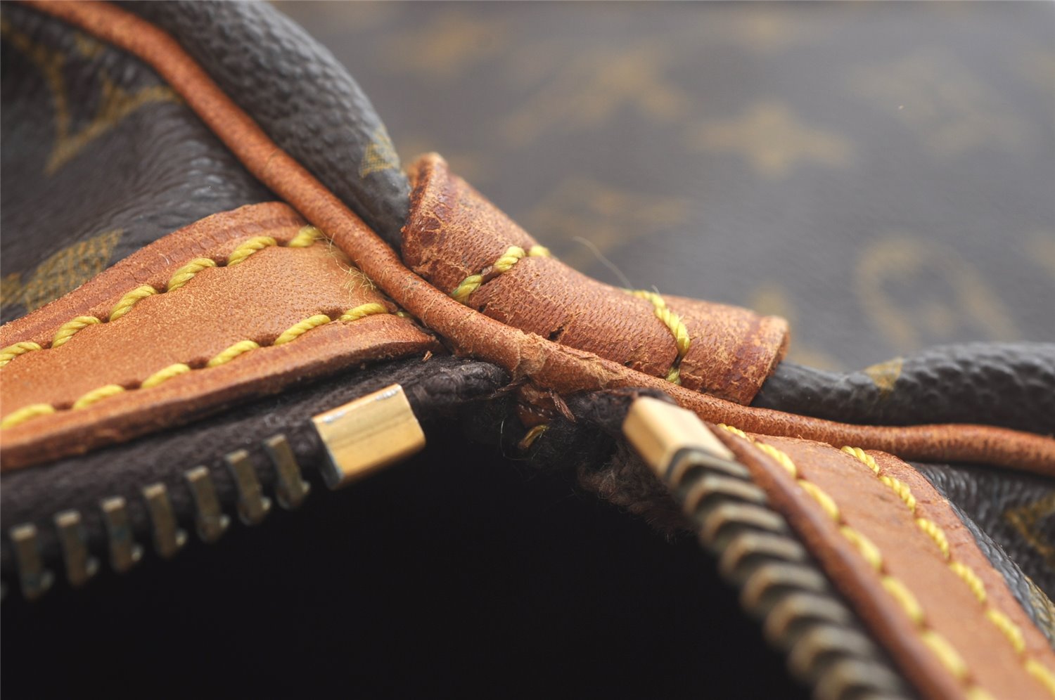 Authentic Louis Vuitton Monogram Sac Souple55 Hand Boston Bag Old Model LV 7601J