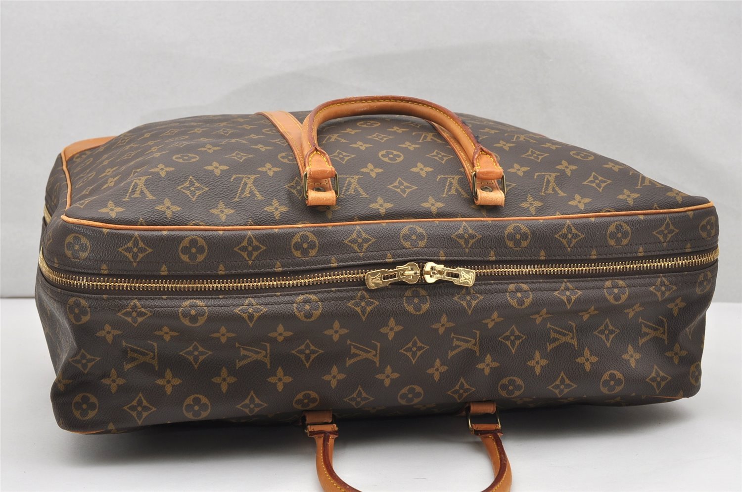 Authentic Louis Vuitton Monogram Sirius 50 Travel Boston Bag M41406 LV 7603K