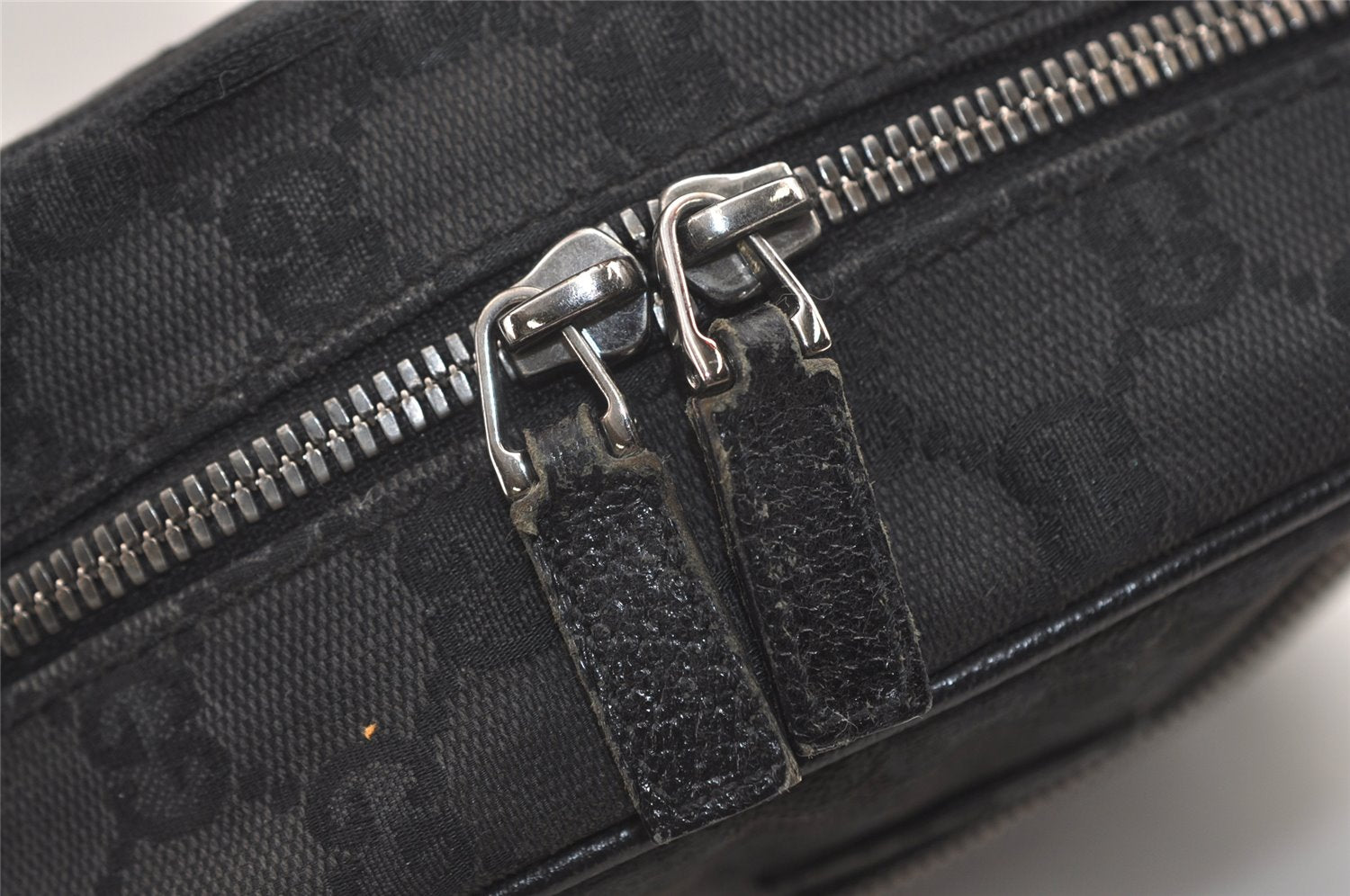 Authentic GUCCI Shoulder Cross Body Bag GG Canvas Leather 03136 Black 7605J