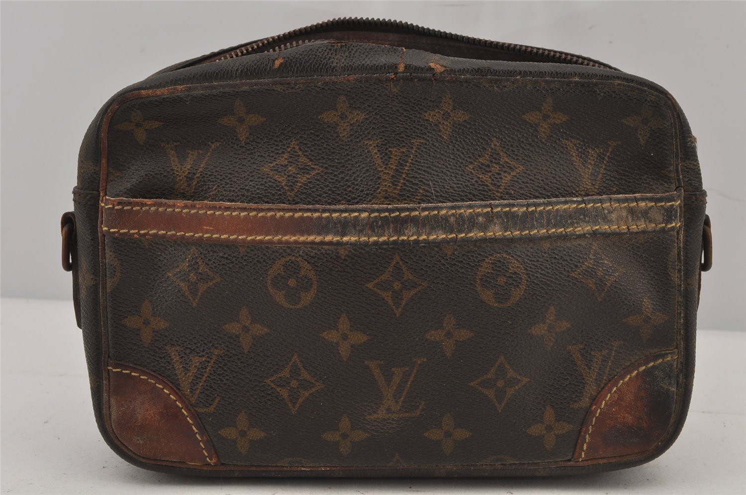 Authentic Louis Vuitton Monogram Trocadero 23 Shoulder Bag M51276 LV Junk 7607J