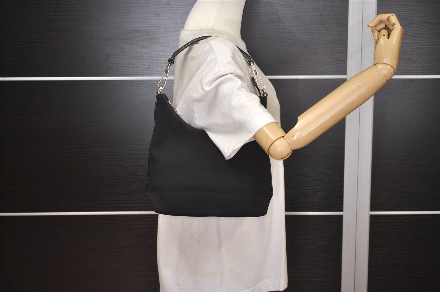 Authentic GUCCI Vintage Shoulder Hand Bag Purse Nylon Leather Black 7609J