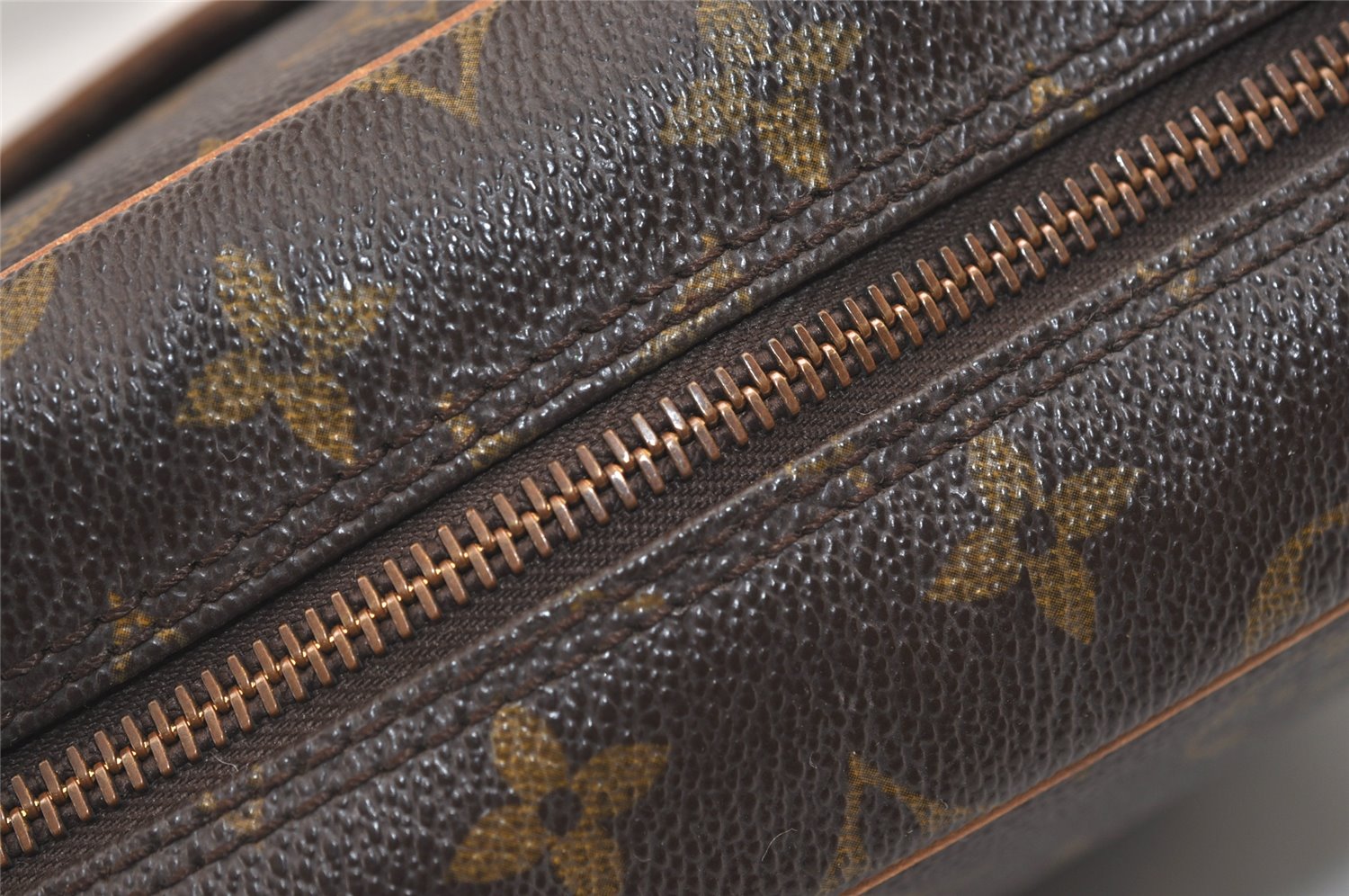 Authentic Louis Vuitton Monogram Trocadero 30 Shoulder Cross Bag M51272 LV 7611J