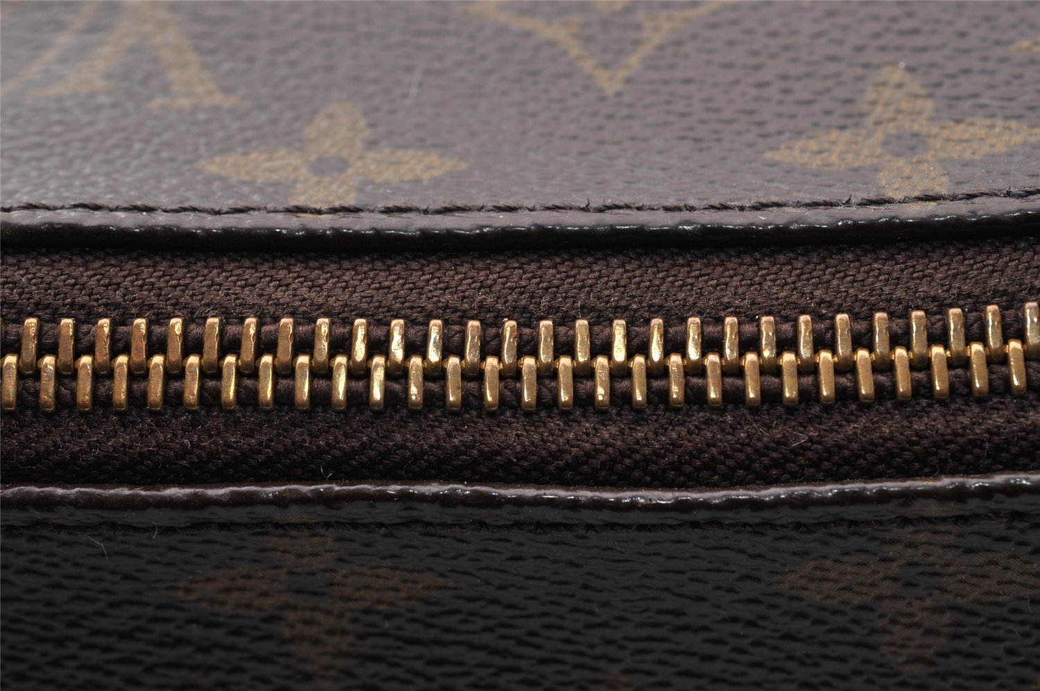 Authentic Louis Vuitton Monogram Boulogne 30 Shoulder Bag Old Model Junk 7618I