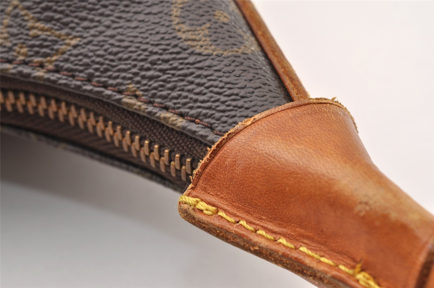 Authentic Louis Vuitton Monogram Boulogne 30 Shoulder Bag Old Model Junk 7618I