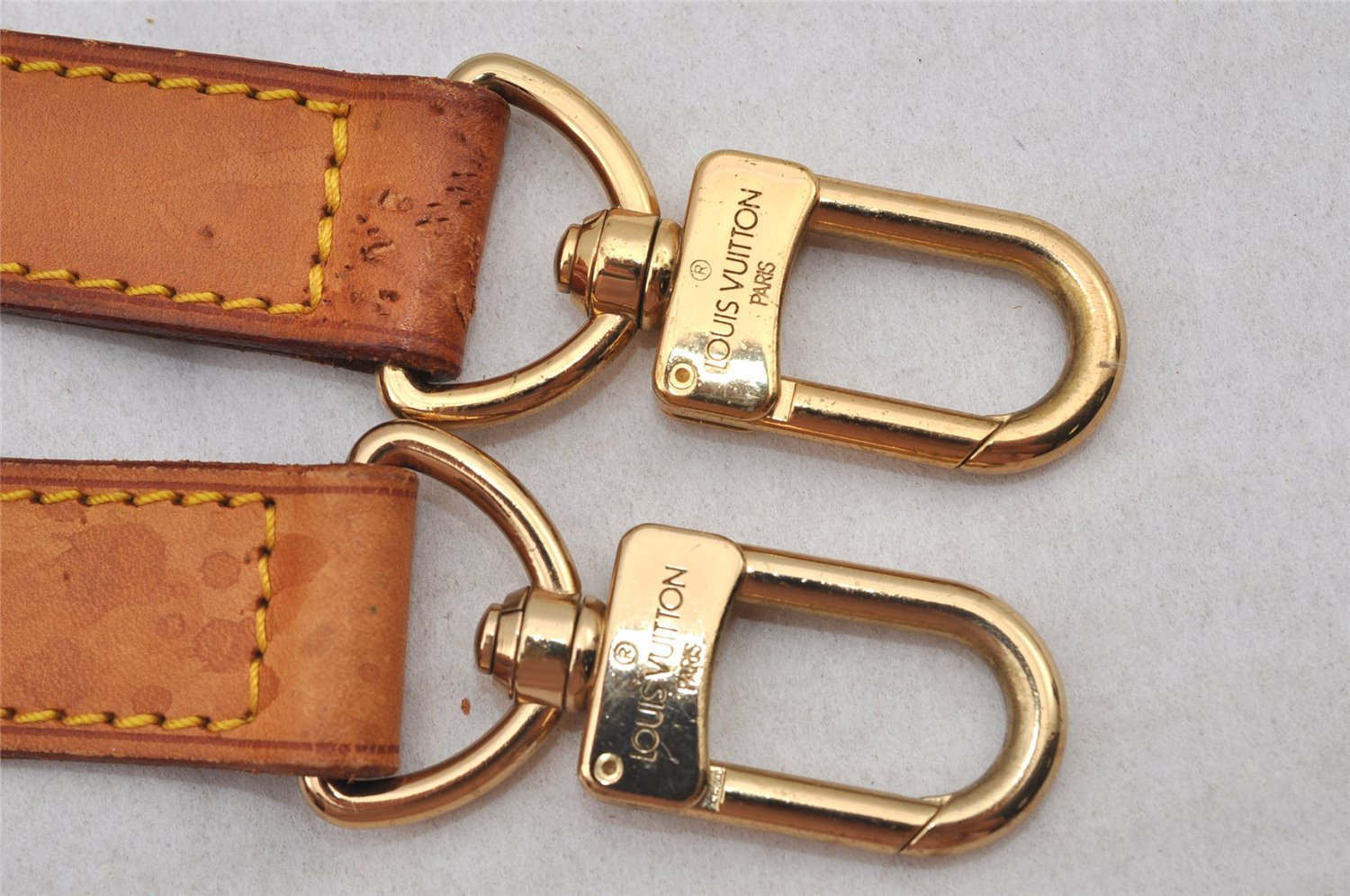 Authentic Louis Vuitton Leather Shoulder Strap Beige 35.6-42.7