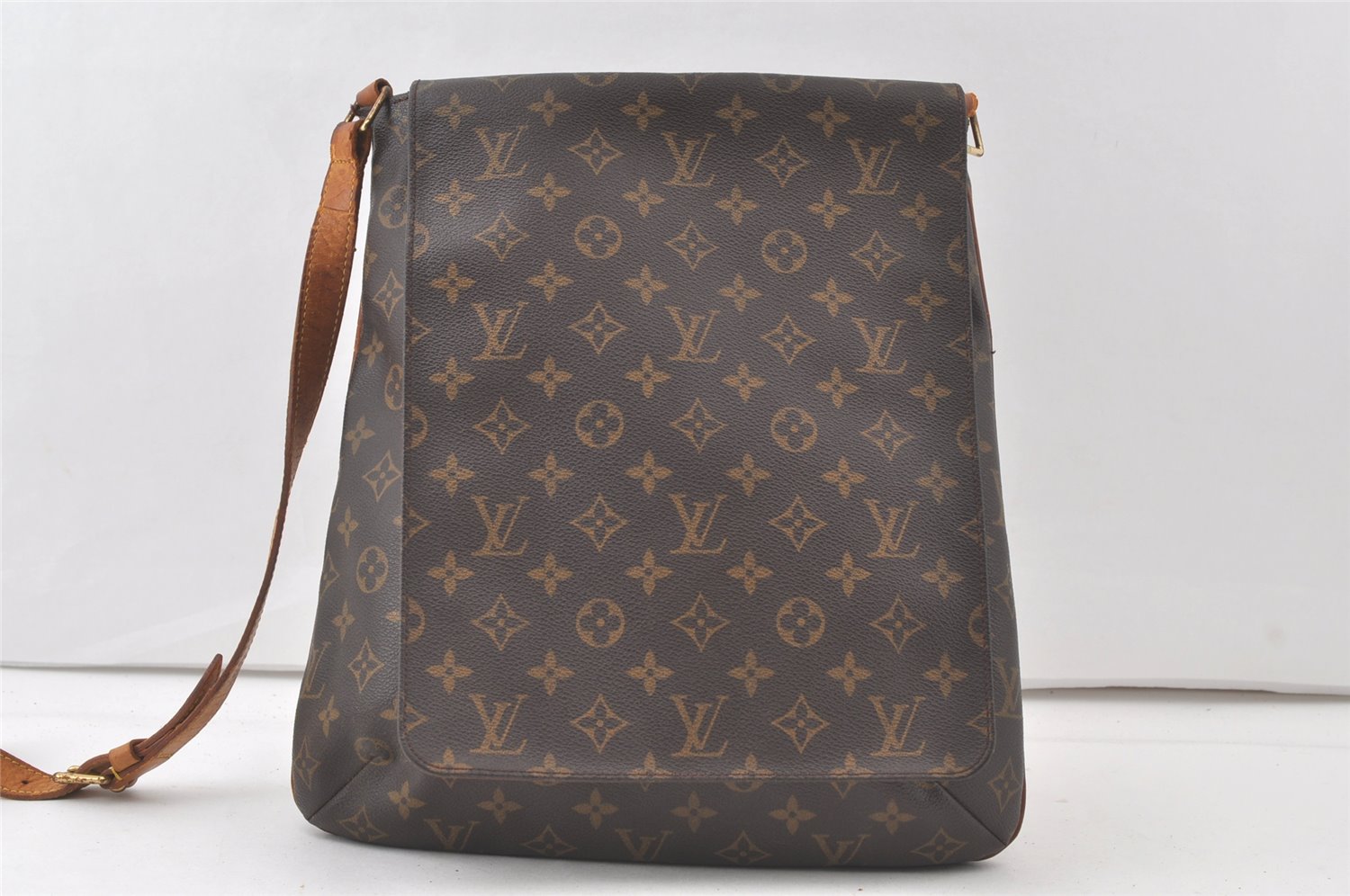 Authentic Louis Vuitton Monogram Musette Shoulder Cross Bag M51256 LV Junk 7621K