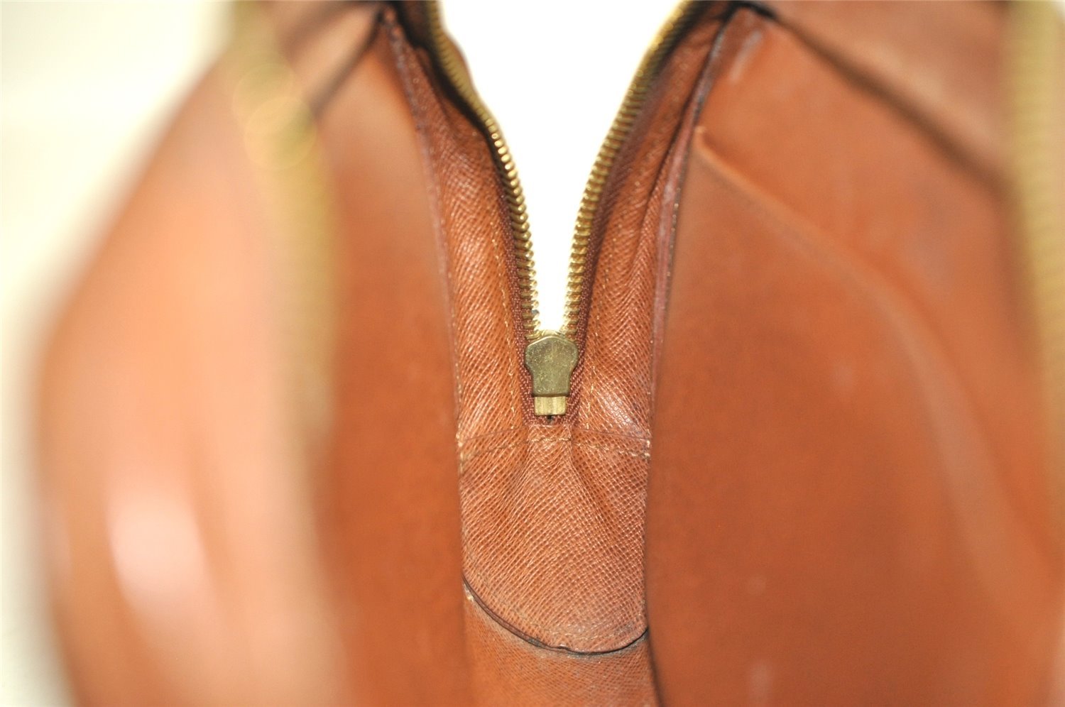 Authentic Louis Vuitton Monogram Orsay Clutch Hand Bag Purse M51790 LV 7625I