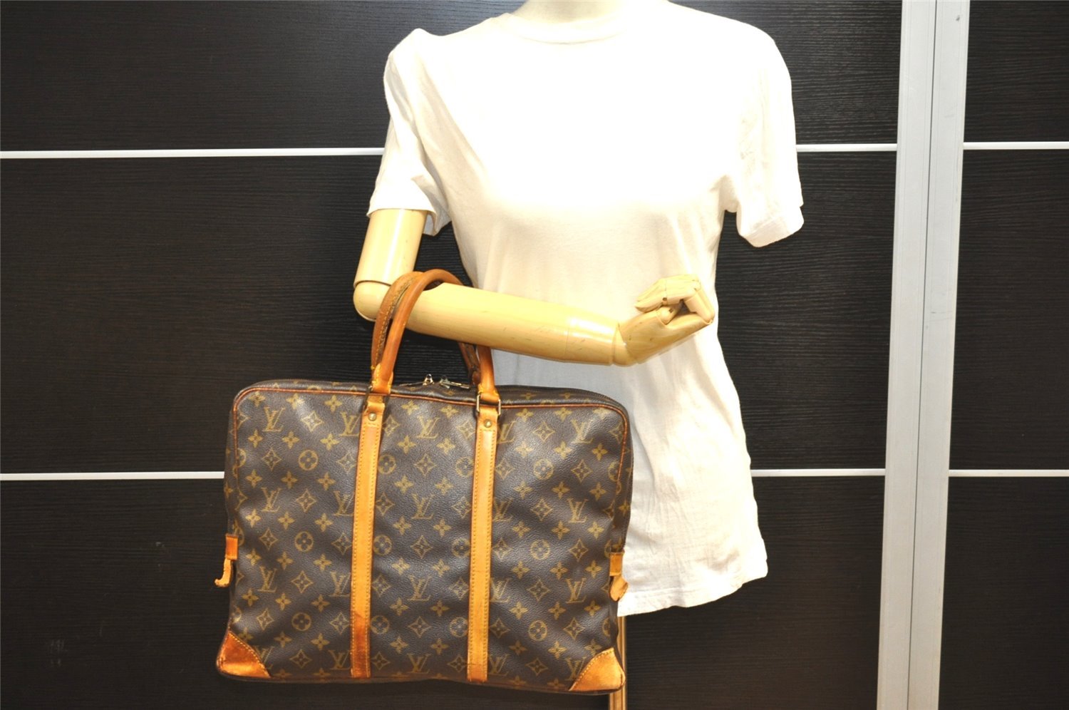 Authentic Louis Vuitton Monogram Porte Documents Voyage M53361 Briefcase 7628I