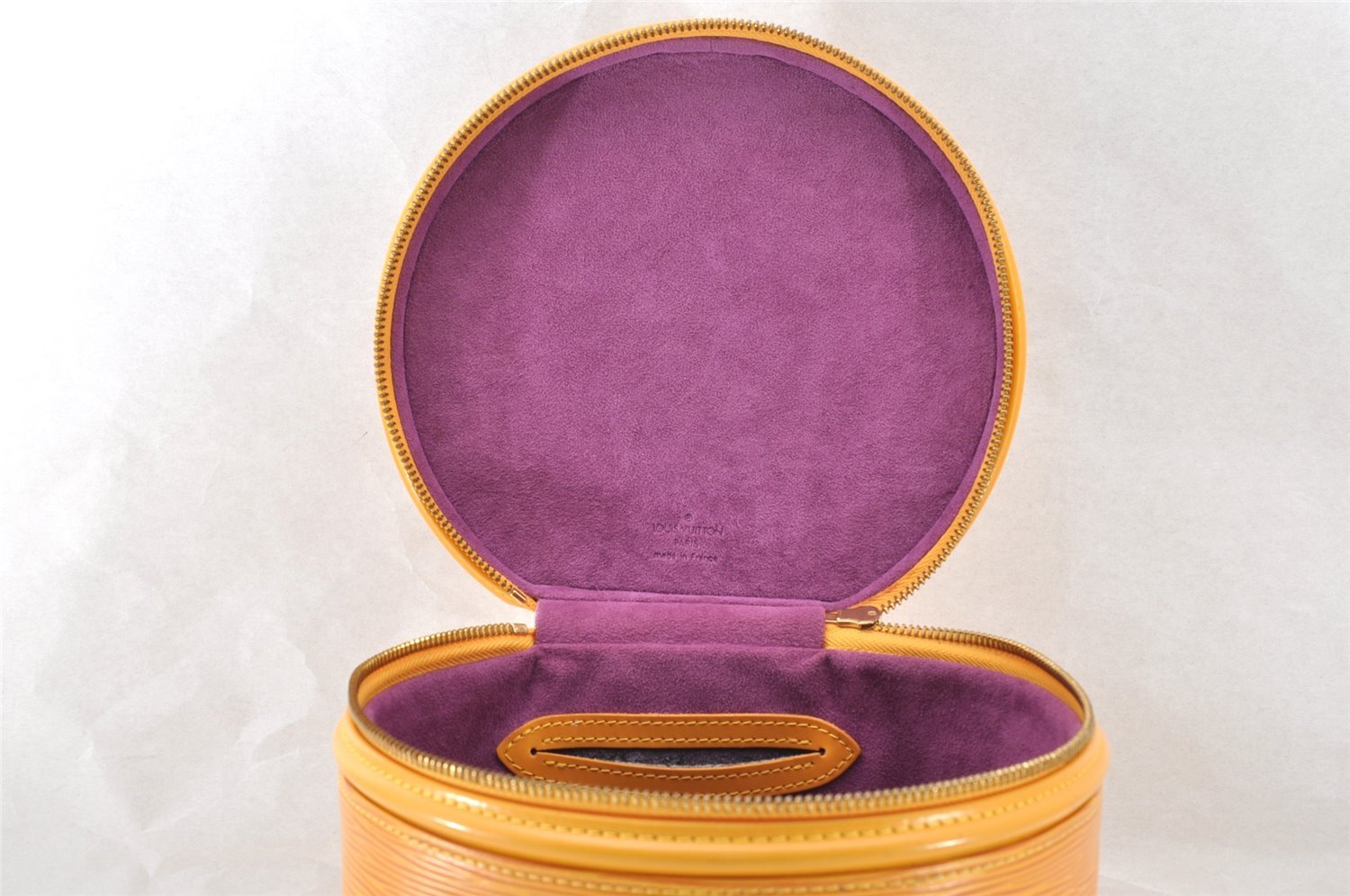 Authentic Louis Vuitton Epi Cannes Cosmetic Hand Bag Yellow M48039 LV 7635I