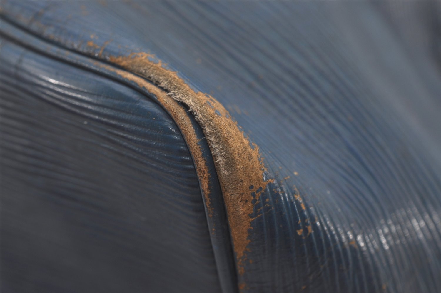 Authentic Louis Vuitton Epi Petit Noe Shoulder Drawstring Bag M44105 Blue 7636I