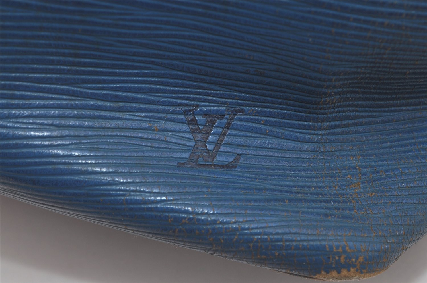 Authentic Louis Vuitton Epi Petit Noe Shoulder Drawstring Bag M44105 Blue 7636I