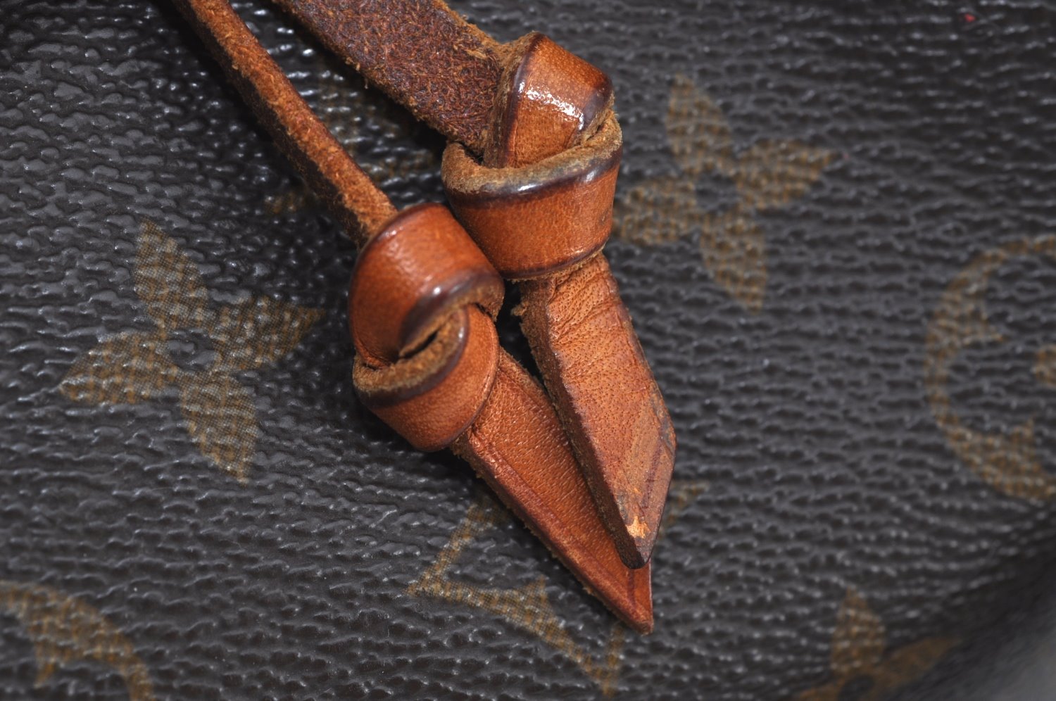 Authentic Louis Vuitton Monogram Petit Noe M42226 Shoulder Drawstring Bag 7637H