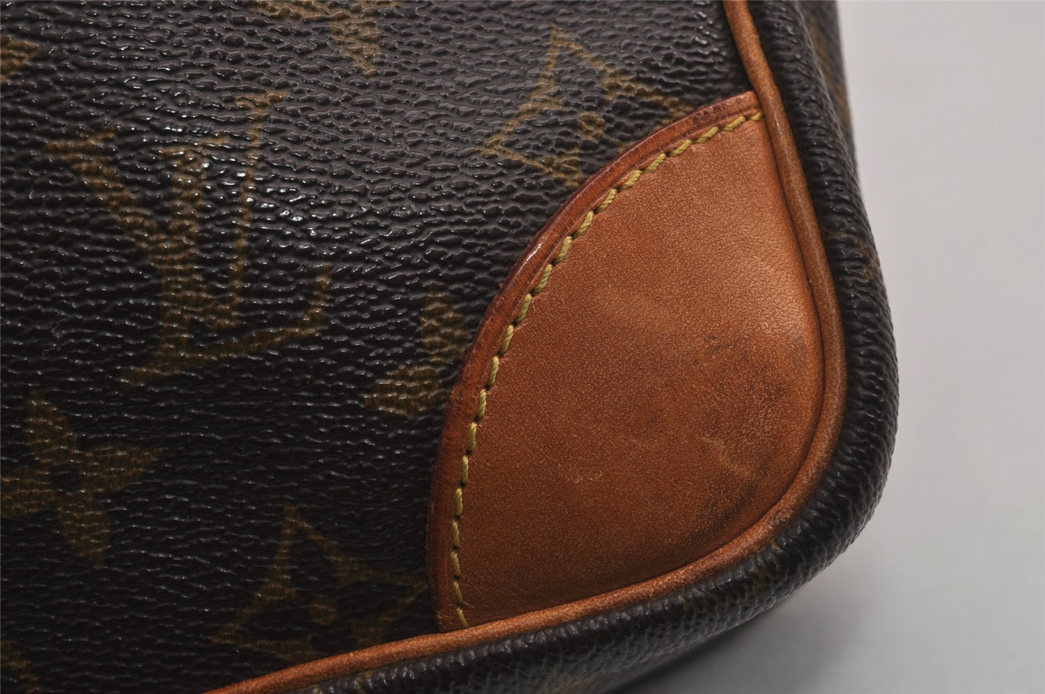 Authentic Louis Vuitton Monogram Compiegne 28 Clutch Hand Bag M51845 LV 7638J