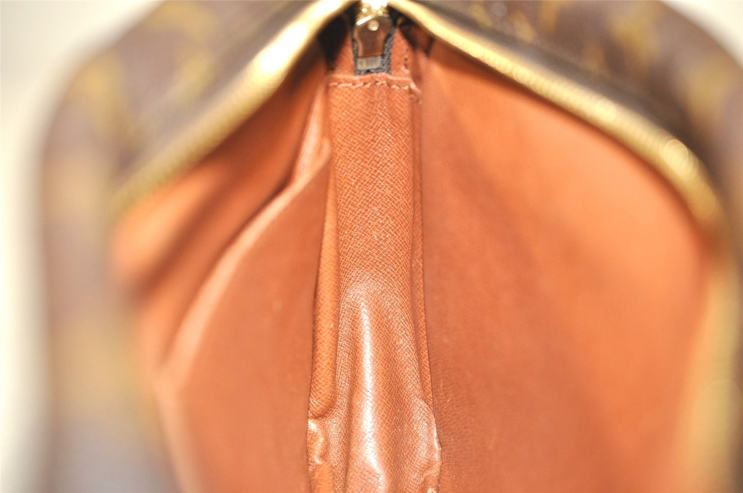 Authentic Louis Vuitton Monogram Compiegne 28 Clutch Hand Bag M51845 LV 7638J