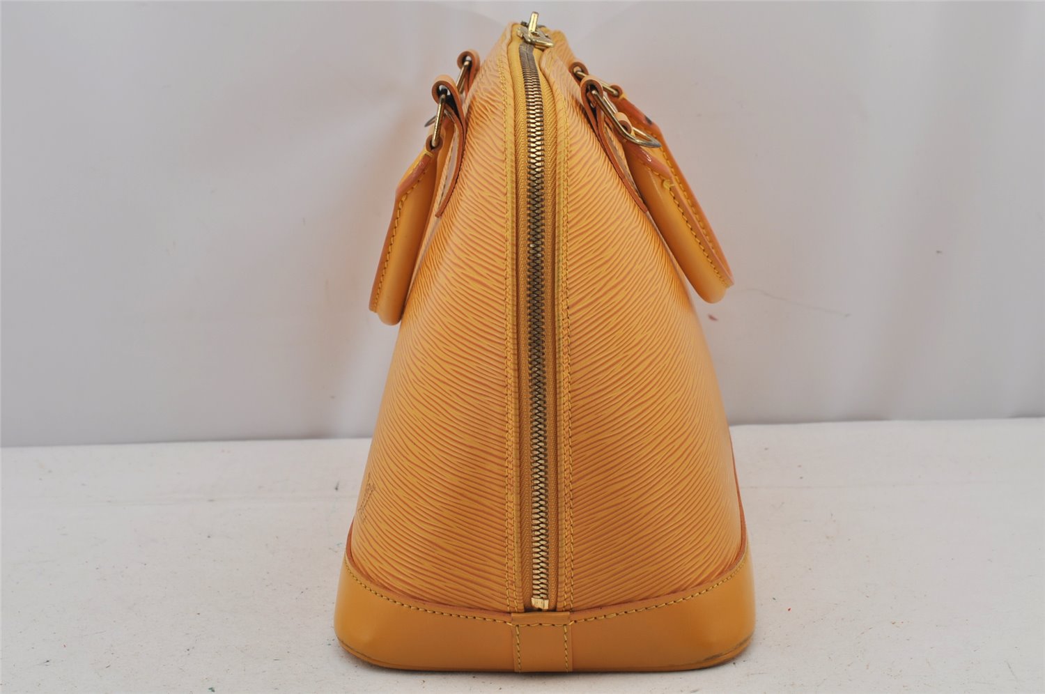 Authentic Louis Vuitton Epi Alma PM Hand Bag Yellow M52149 LV 7639J