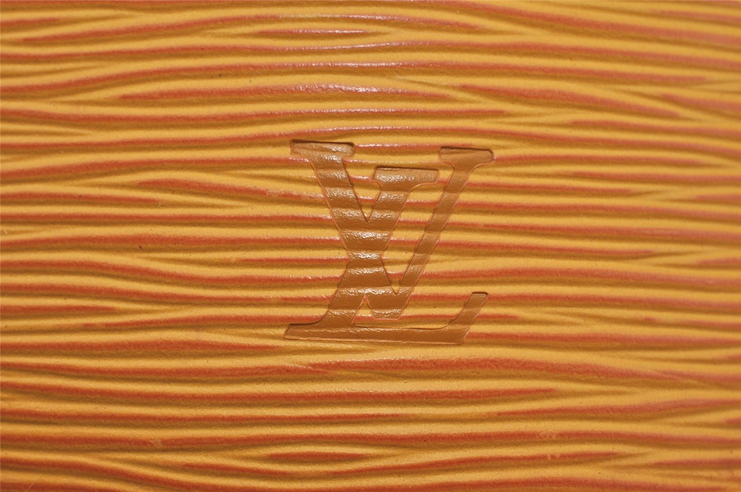 Authentic Louis Vuitton Epi Alma PM Hand Bag Yellow M52149 LV 7639J