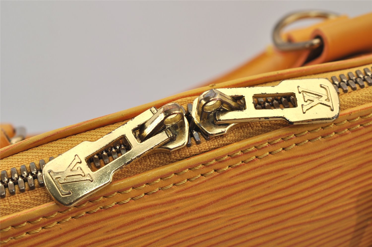 Authentic Louis Vuitton Epi Alma PM Hand Bag Yellow M52149 LV 7639J