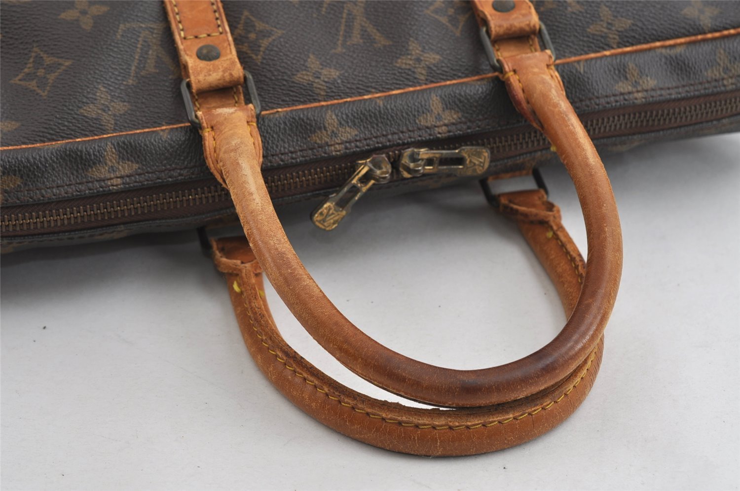 Authentic Louis Vuitton Monogram Porte Documents Voyage M53361 Briefcase 7640I