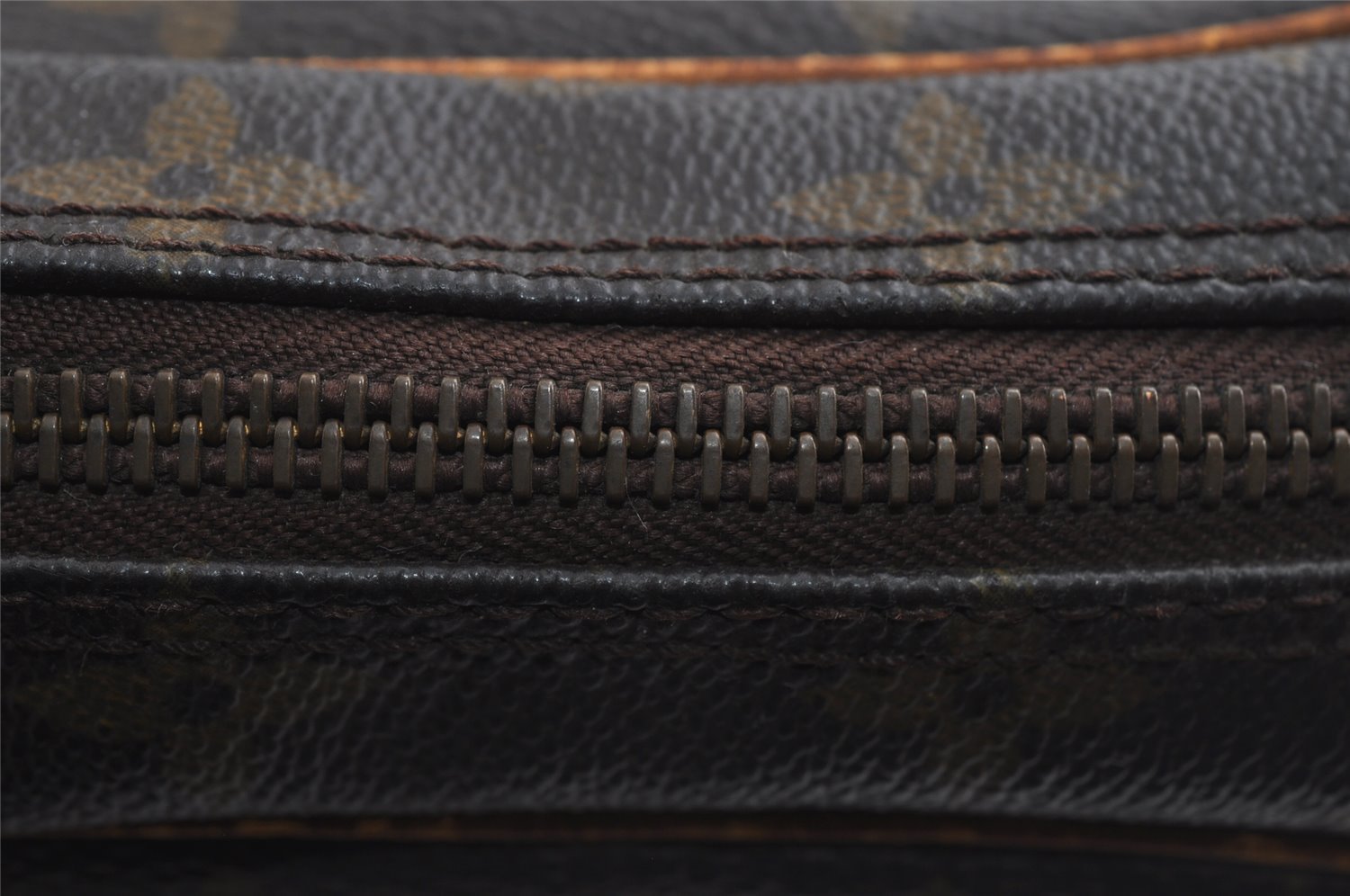 Authentic Louis Vuitton Monogram Porte Documents Voyage M53361 Briefcase 7640I