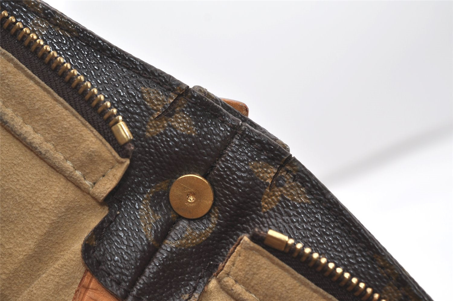 Authentic Louis Vuitton Monogram Looping GM Shoulder Bag M51145 LV 7640J